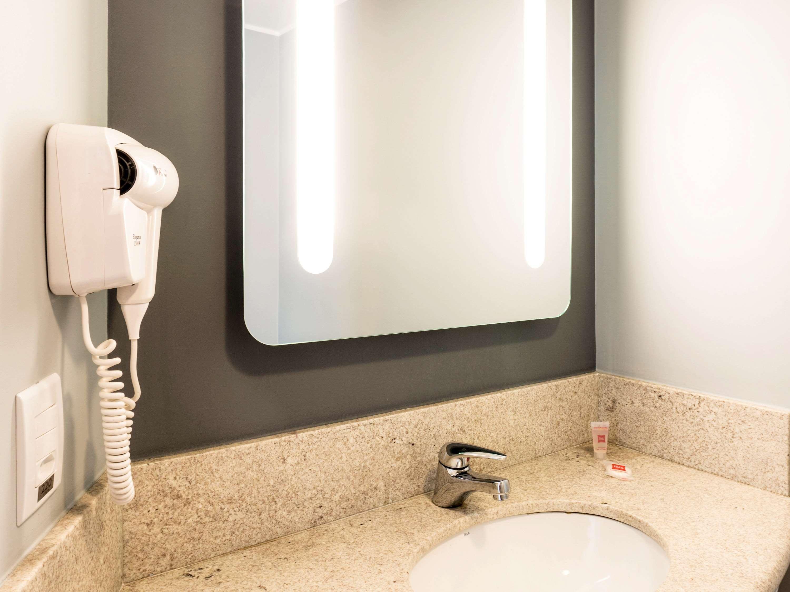 Ibis Rio Porto Atlantico Hotel ริโอเดจาเนโร ภายนอก รูปภาพ